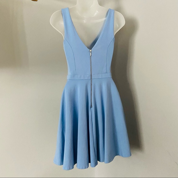 FOREVER NEW Women Midi Fit & Flare Sleeveless Sky Blue Dress Size 2 AUS 6 - Picture 2 of 9